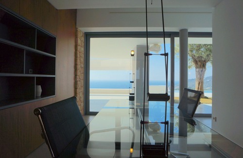 Roca Llisa Villa | Villa Miracle - récemment construite avec vue sur la mer à Roca Llisa