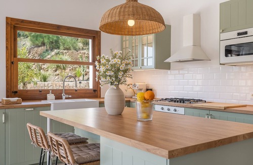 Lecrin Valley Villa | Villa 'Mirador Del Lago' avec vue sur le lac, Wi-Fi et climatisation