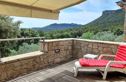 Valflaunes Maison | Villa moderne tout confort dans mas avec piscine, proche Pic Saint Loup