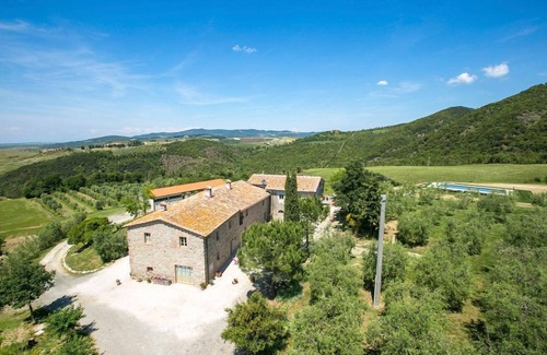 Volterra Villa | Villa Monte Nero - Neuf Chambres Villa, Couchages 22