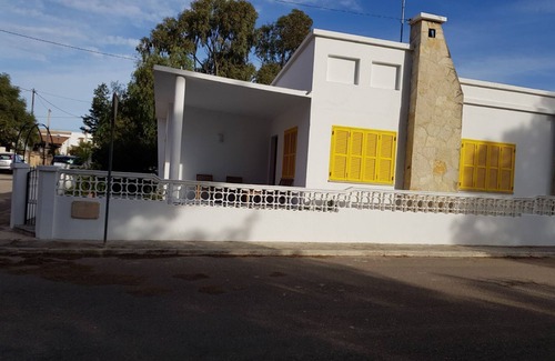 Sa Rapita Chalet De Ski | VILLA MONTSITA FAMILY VILLA WITH LARGE GARDEN 5 MINUTES FROM THE SEA