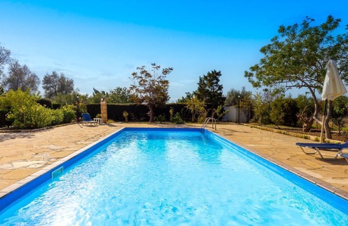 Pegeia Villa | Villa Morpho - Quatre Chambres Villa, Couchages 8
