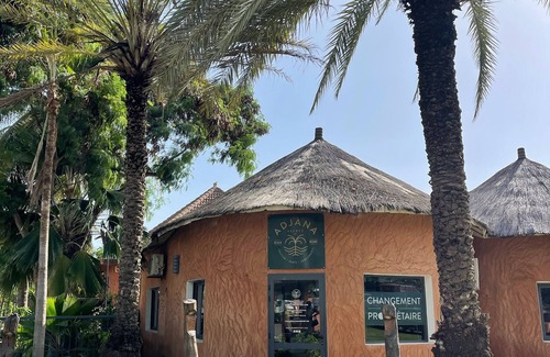 Saly Villa | Résidence du Port facing the sea - lady of the house - cook included