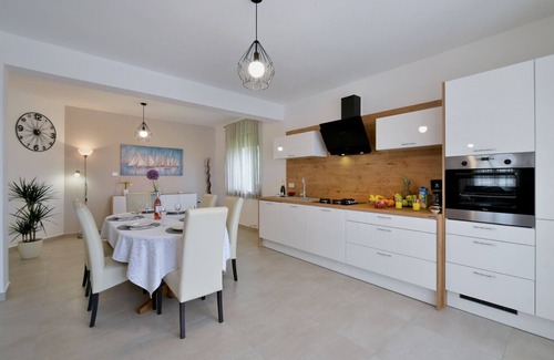 Galizana Villa | Villa Natali with private pool and kids playground near Fažana