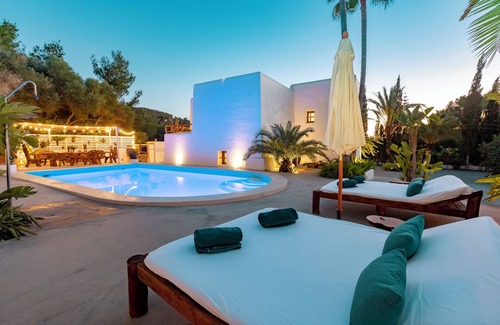 Can Furnet Villa | Villa near Ibiza Town, sleeps 13