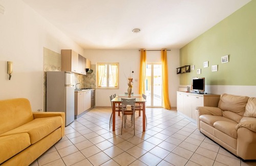 Laura Villa | Villa en résidence avec piscine et jardin à 100m de la mer