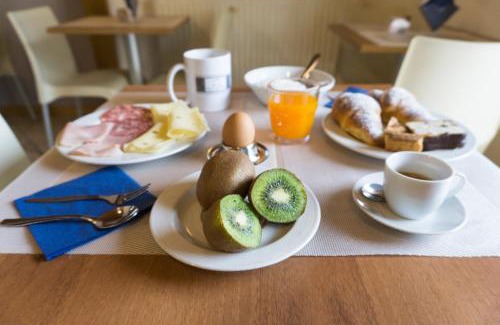 Torbole sul Garda Lit Et Petit-Déjeuner | Villa Nirvana