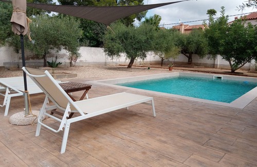 Les Tres Cales Villa | Villa "Nirvana" avec vue sur les montagnes, piscine privée et Wi-Fi.
