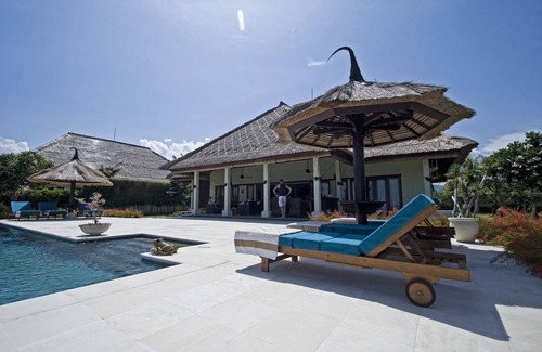 Dencarik Villa | Villa Nusa Indah, Luxueuse villa en bord de mer près de Lovina Bali