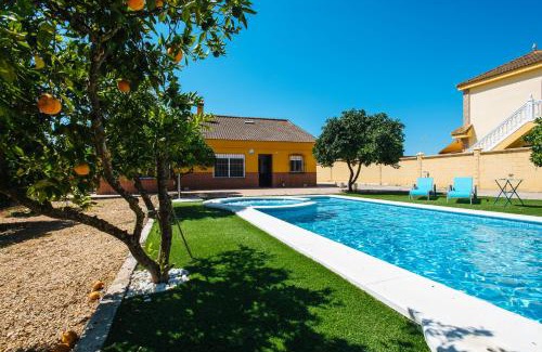 Almensilla Maison | Villa Oasis Los Naranjos con jacuzzi 15 min Sevilla