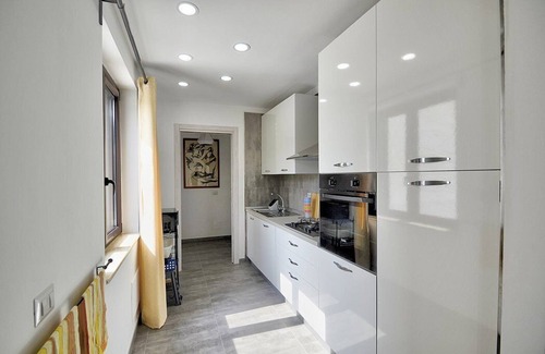 Frascinelle Maison | Villa Olga C: A cozy and welcoming apartment that is part of a villa situated in a quiet location, a few minutes from the town center, with Free WI-FI.