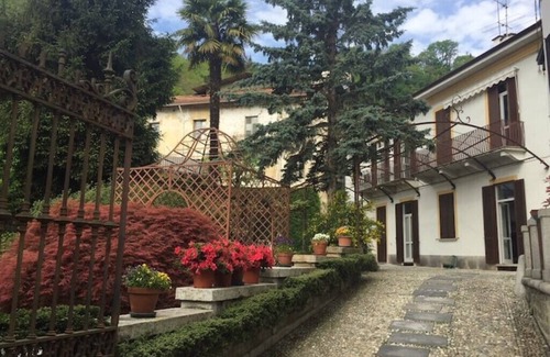 Nebbiuno Appartement | Villa Ombrosa, comfortable apartment on the ground floor