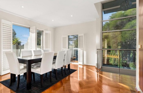 Cowes Maison | Villa on Steele