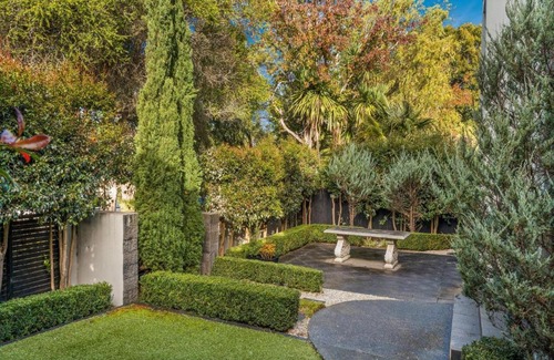 Cowes Maison | Villa on Steele