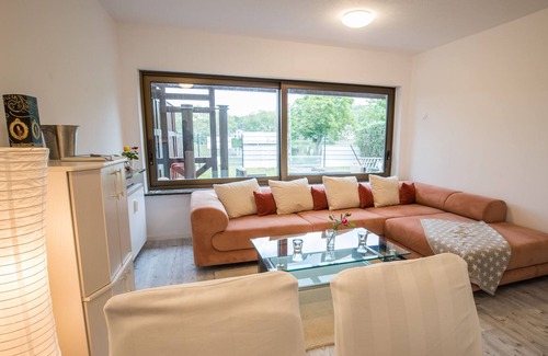 Guels Appartement | Villa sur les rives de la Moselle dans la ville thermale de Coblence-Güls