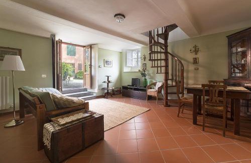 Vicopelago Maison | Villa Orsolini