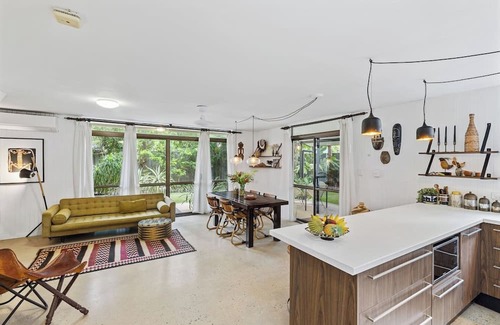 Fannie Bay Maison | Villa Palma Boho Modern Retreat near the Foreshore