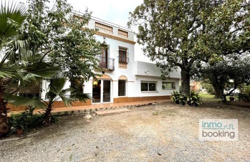 Reus Maison | Villa Palmeras costa dorada, climatizada ,bk y piscina privada