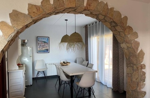 Pals Villa | Villa Pals très belle vue mer et iles Medes, piscine privée