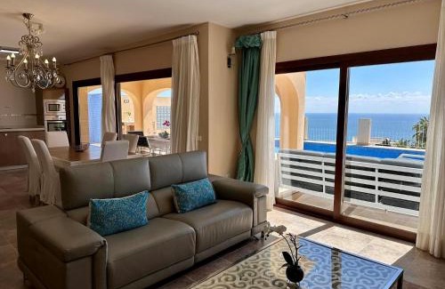 Cumbre del Sol Villa | Villa Paraíso