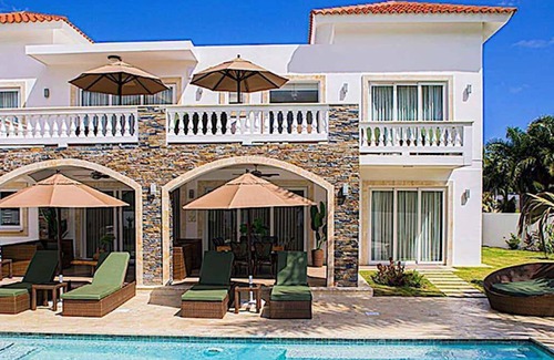 Cofresi Villa | Villa Park #31 - Luxury 4 Bedroom Villa Shareholder 'Black' band All-Inclusive
