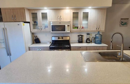 Iztapa Chalet De Ski | "Villa Patty" Iztapa, Monterrico - 4 bedrooms, 4 bathrooms, 20 guests.