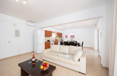 Kateleios Villa | Villa Peach - Deux Chambres Villa, Couchages 5