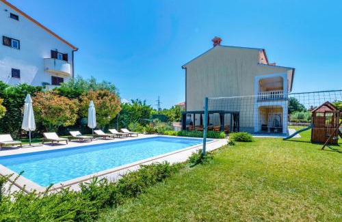 Cancini Maison | Villa Petra, a romantic and spectacular villa near the sea
