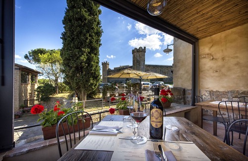 Montalcino Villa | Villa Piazza della Fortezza - Maison de vacances avec piscine à Montalcino, Vallée d'Orcia, To...