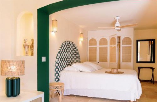 Speracedes Maison | Villa PIPA POLARIS I suite ELULA - vue panoramique & piscine