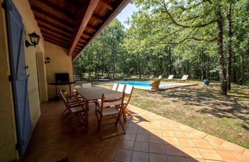 Paulhac Villa | Villa piscine 8/10 p. dans les bois,25min Toulouse