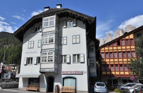 Campitello di Fassa Appartement | Appartement Apt 33 by Interhome