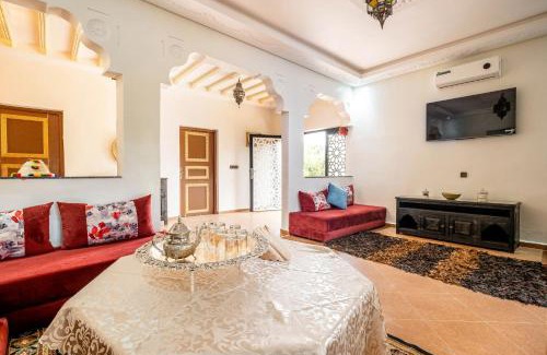 Menara Villa | Villa privée a Agafay a Marrakech