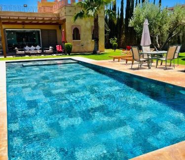 Lalla Takarkoust Villa | Villa privée avec piscine pour familles à Marrakech, Lalla Takerkousst