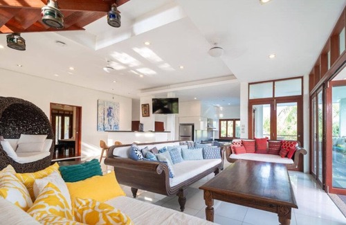 Rawai Villa | Villa Piscine Privée 5/6 CH 10/12 P Parc Tropical, Près de Plage Naï Harn