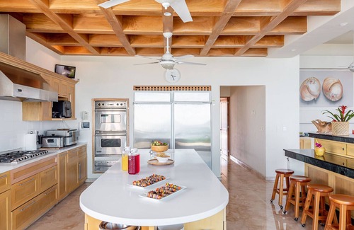 Puerto Juarez Villa | Villa Sam - 6 BR Beachfront Villa, Cancun