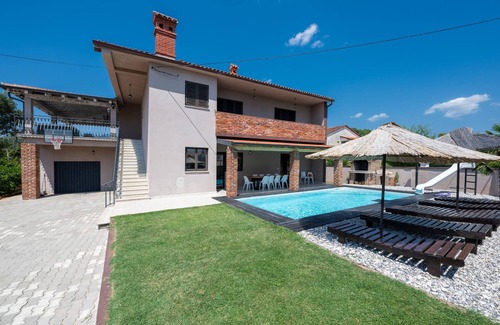Rebici Villa | Villa Pupos with pool and jacuzzi