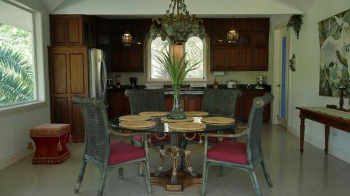 Montezuma Cabine | Villa Quebrada Estate