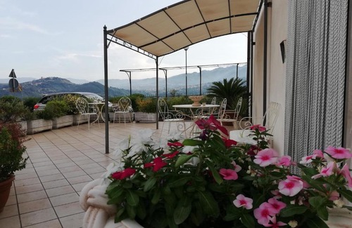 Rende Lit Et Petit-Déjeuner | VILLA RACHELE RENDE B&B