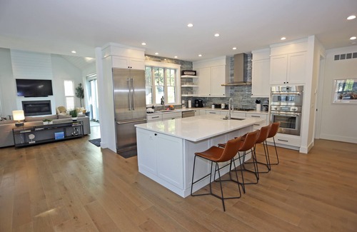 South Rehoboth Maison | Villa Rehoboth -- 5 master suites, salt-water pool, cinema. In-town location.