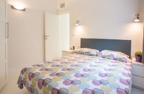 Notaresco Maison | VILLA RENZO- Appartement Notaresco
