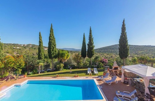 Parragil Maison | Villa Rosa by Interhome