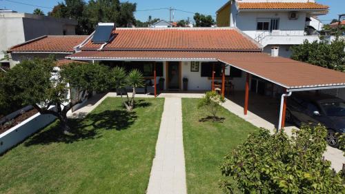 Corroios Maison | Villa Rosa