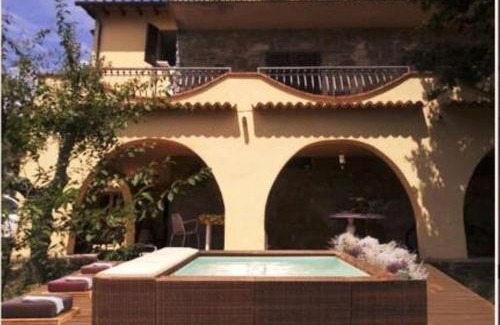 Rignano sull'Arno Appartement | Villa Rosanna - views and woods near Florence