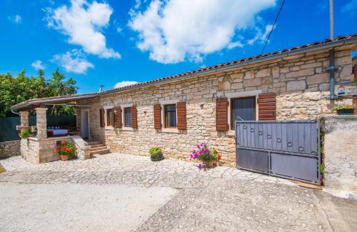Municipality of Zminj Maison | Villa Roži, a charming renovated Istrian house with pool