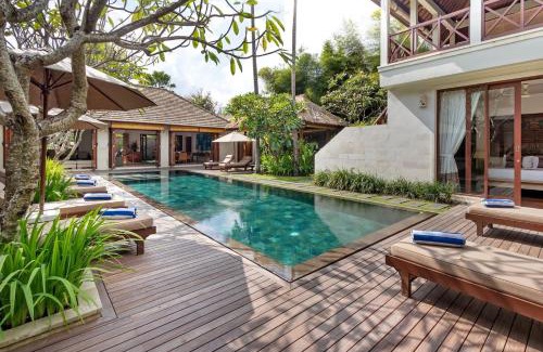 Batubelig Maison | Villa Rubina - Luxury Pool Villa in Batu Belig Next to the Beach!