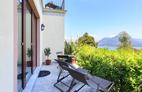 Stresa Appartement | Villa Rubino Apartment con giardino e jacuzzi vista lago