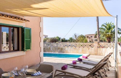 Cala Llombards Chalet De Ski | Villa Sa Llimonera by Slow Villas