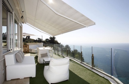 Sa Torre Villa | FIRST LINE IN BAHIA DE PALMA. LUXURY MEDITERRANEAN VILLA