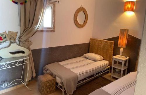 Ghazoua Lit Et Petit-Déjeuner | Villa Salvatore